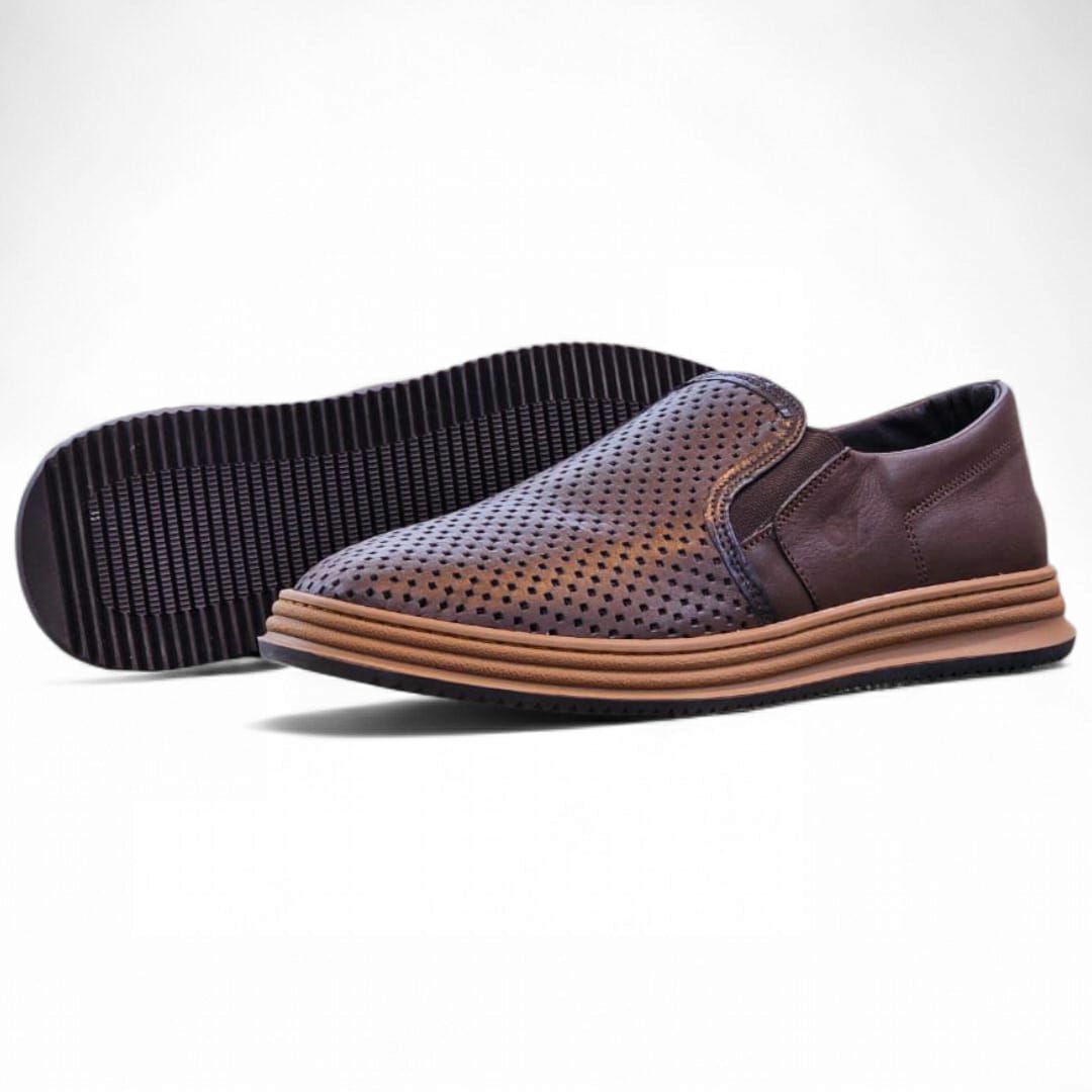 Baskets légères à enfiler en cuir texturé pour homme
