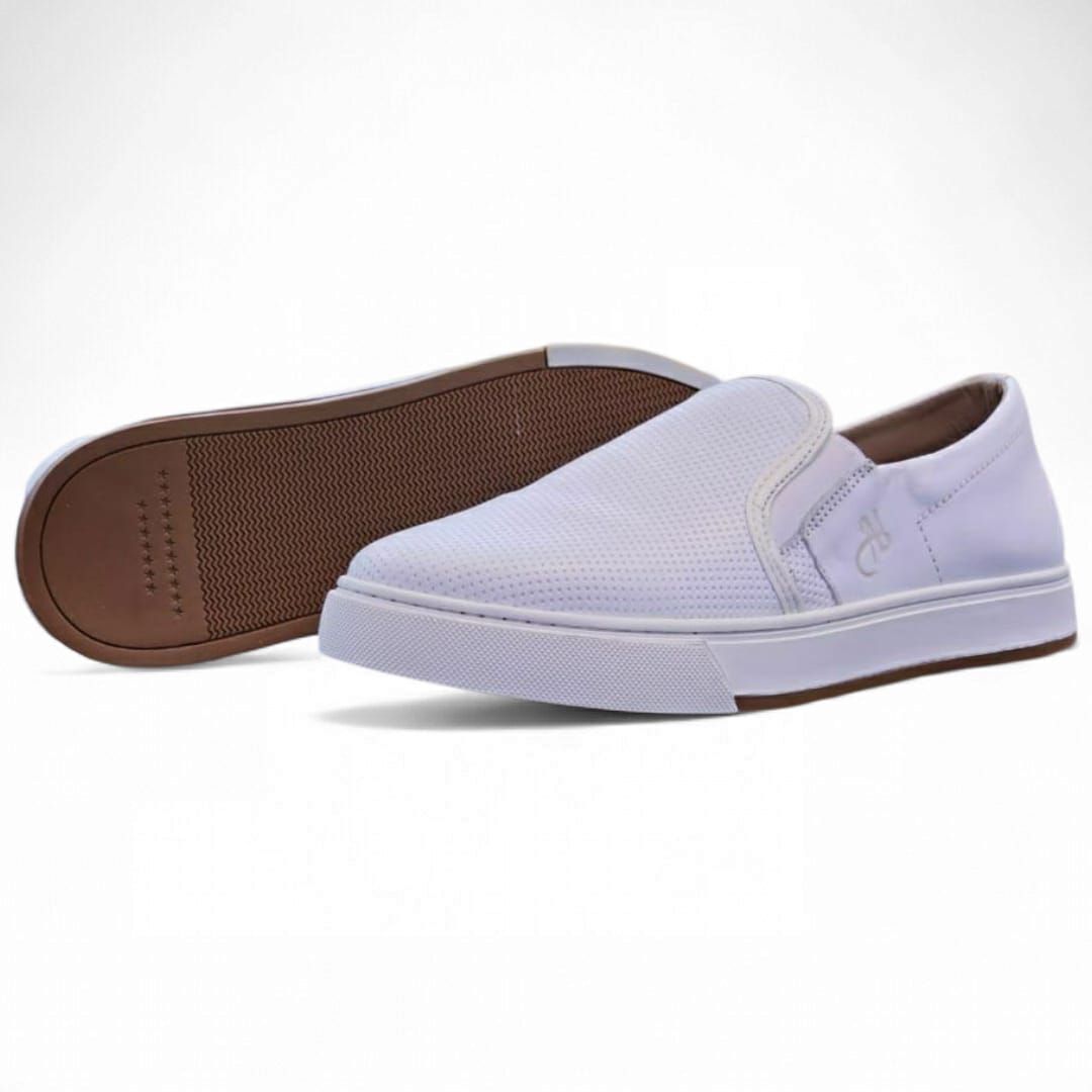 Baskets légères à enfiler en cuir texturé pour homme