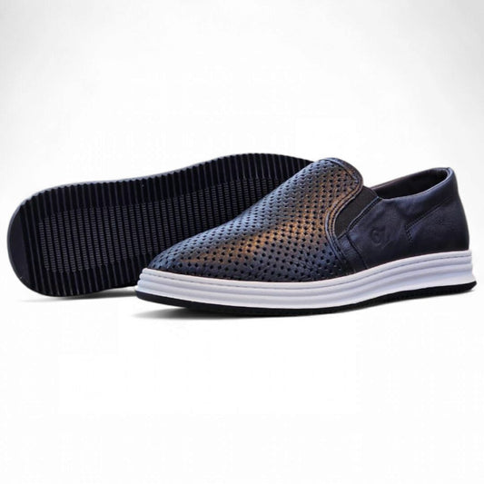 Baskets légères à enfiler en cuir texturé pour homme